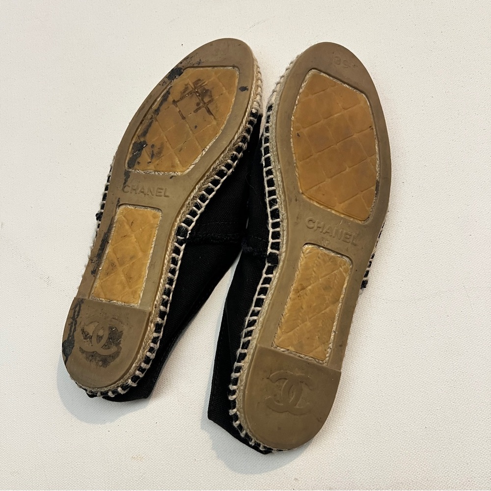 Classic CHANEL Black and Cream Canvas Espadrilles Shoes Sz 39 8 - Picture 13 of 14